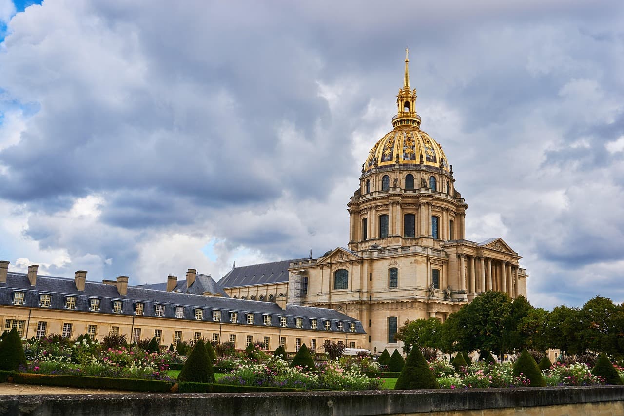 France - Dynamic Student Life & Schengen Mobility
